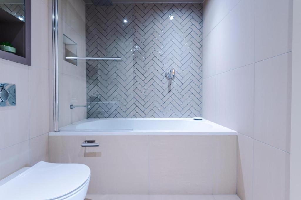 Exquisite Central York Abode Sleeps 6! Eksteriør billede