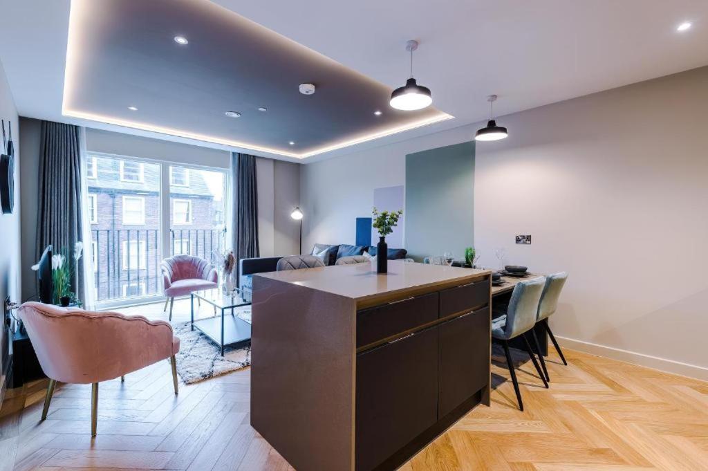 Exquisite Central York Abode Sleeps 6! Eksteriør billede